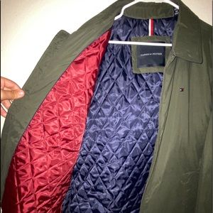 Tommy Hilfiger Men’s Classic Front-Zip Filled Micro-Twill Jacket